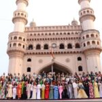 മിസ്സ് വേൾഡ് മത്സരാർത്ഥികൾ  ഹൈദരാബാദിലെ ചരിത്രപ്രസിദ്ധമായ ചാർമിനാർ സന്ദർശിച്ചു.