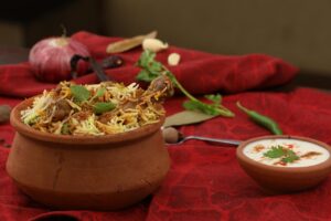Read more about the article ബിരിയാണിക്ക് ഒപ്പം സാലഡ് കിട്ടിയില്ല; കൊല്ലത്ത് കല്യാണ വീട്ടിൽ കൂട്ടത്തല്ല്