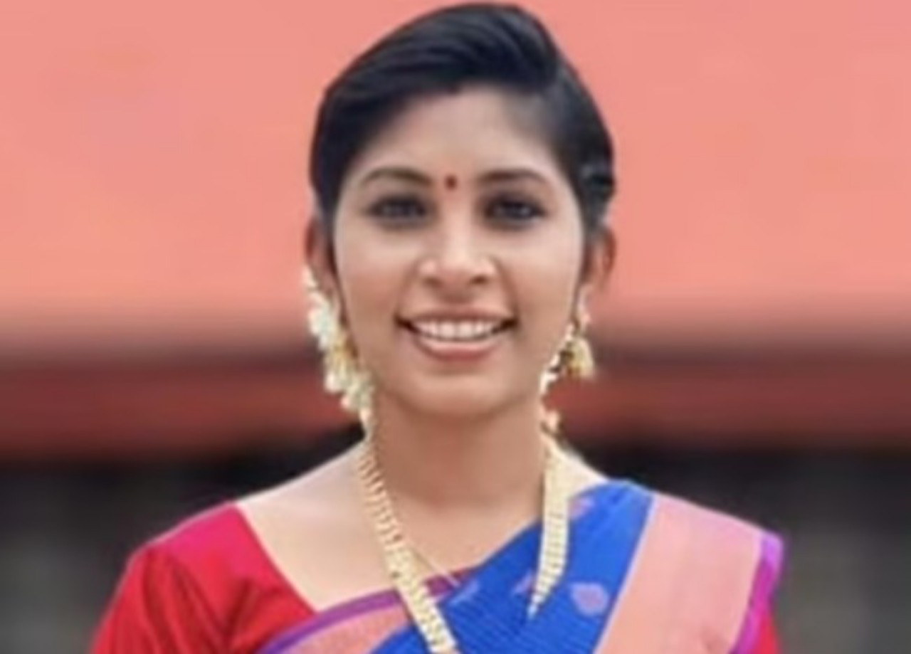 You are currently viewing ആലപ്പുഴയില് പ്രസവത്തെ തുടര്ന്ന് യുവതി മരിച്ചു; ആശുപത്രിയ്ക്കെതിരെ ബന്ധുക്കളുടെ പ്രതിഷേധം