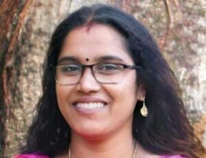 Read more about the article പ്രശസ്ത സാഹിത്യകാരി വിനീത കുട്ടഞ്ചേരിയെ (44) മരിച്ച നിലയില്‍ കണ്ടെത്തി