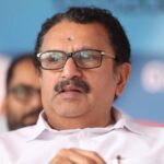 പാർട്ടി വിരുദ്ധ നിലപാട് തുടരുന്നിടത്തോളം ശശി തരൂരിനെ തിരുവനന്തപുരത്തെ കോൺഗ്രസ് പരിപാടികളിൽ പങ്കെടുപ്പിക്കില്ല: കെ മുരളീധരൻ