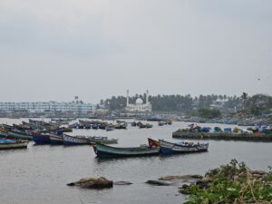 Read more about the article വിഴിഞ്ഞം തുറമുഖത്ത് മത്സ്യബന്ധന ബോട്ടുകളുടെ സുരക്ഷ വർധിപ്പിക്കാൻ കൂടുതൽ സുരക്ഷാ സന്നാഹങ്ങൾ ഒരുക്കും