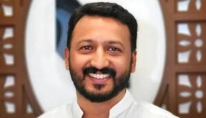 Read more about the article എംഎൽഎ രാഹുൽ മാംകൂട്ടത്തിൽ മൗനം വെടിഞ്ഞു: “ആരെയും കുറ്റപ്പെടുത്തുന്നില്ല, പക്ഷേ എനിക്കും ചിലത് പറയാനുണ്ട്”