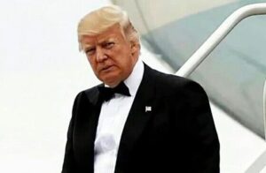 Read more about the article ട്രംപ് ഇസ്രായേലിലേക്കും ഈജിപ്തിലേക്കും നയതന്ത്ര സന്ദർശനം ആരംഭിക്കും; ഗാസ സമാധാന കരാറിൽ ഒപ്പുവയ്ക്കൽ ചടങ്ങിൽ പങ്കെടുക്കും