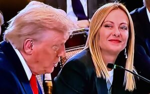 Read more about the article വിശ്വാസം, കുടുംബം, ദേശസ്നേഹം — ജോർജിയ മെലോണിയുടെ ആത്മകഥയ്ക്ക് ട്രംപിന്റെ അഭിനന്ദനം