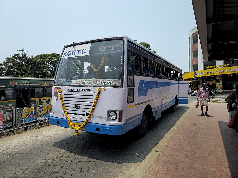 You are currently viewing അടൂർ ഡിപ്പോയിൽ നിന്ന്&nbsp; ശൂരനാട് എച്ച് എസ് – കോന്നി മെഡിക്കൽ കോളേജ് റൂട്ടിൽ പുതിയ സർവീസ് ആരംഭിച്ചു