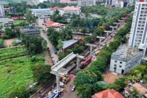 Read more about the article ഇൻഫോപാർക്കിലേക്കുള്ള കൊച്ചി മെട്രോയുടെ രണ്ടാം ഘട്ട നിർമ്മാണ പ്രവർത്തനങ്ങൾ പുരോഗമിക്കുന്നു