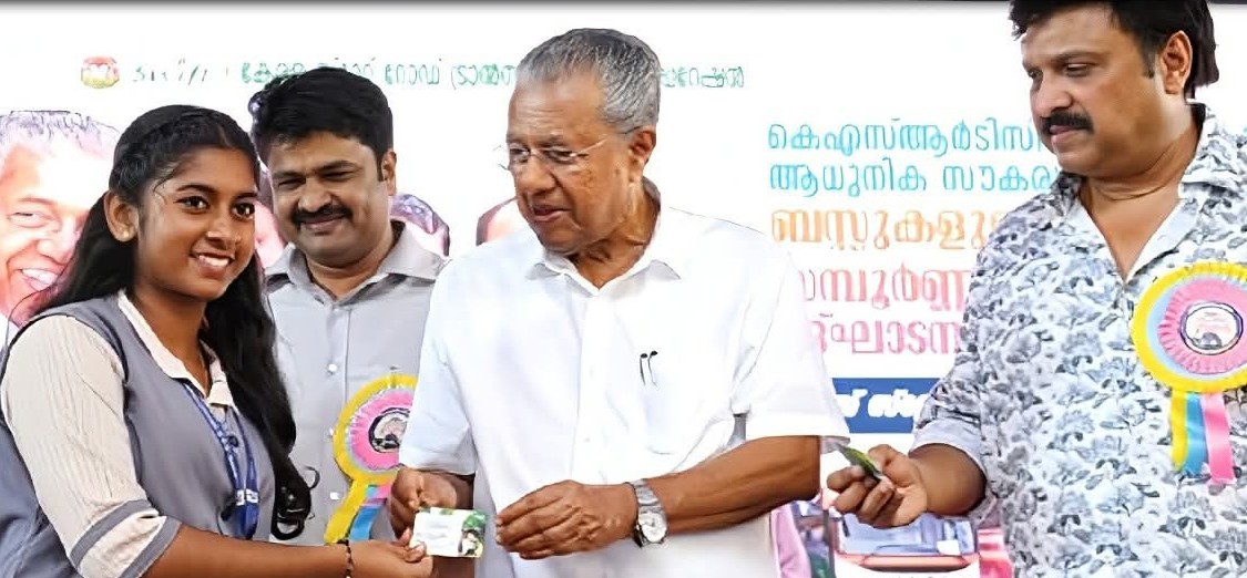 Read more about the article കെ.എസ്.ആർ.ടി.സിയുടെ സ്റ്റുഡൻ്റ്സ് ഡിജിറ്റൽ കൺസഷൻ കാർഡ് പദ്ധതി വിജയകരം — 38,863 വിദ്യാർത്ഥികൾക്ക് RFID കാർഡുകൾ വിതരണം ചെയ്തു
