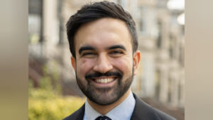 Read more about the article ക്യൂമോയെ പരാജയപ്പെടുത്തി സോഹ്‌റാൻ മംദാനി ന്യൂയോർക്ക് സിറ്റി മേയറായി തിരഞ്ഞെടുക്കപ്പെട്ടു