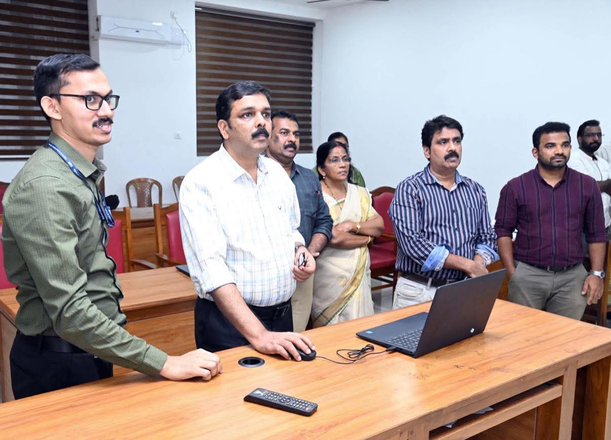 You are currently viewing ജില്ലയിൽ തദ്ദേശ തിരഞ്ഞെടുപ്പ്: പോളിംഗ് ഉദ്യോഗസ്ഥരുടെ ആദ്യഘട്ട ക്രമീകരണം പൂര്‍ത്തിയായി