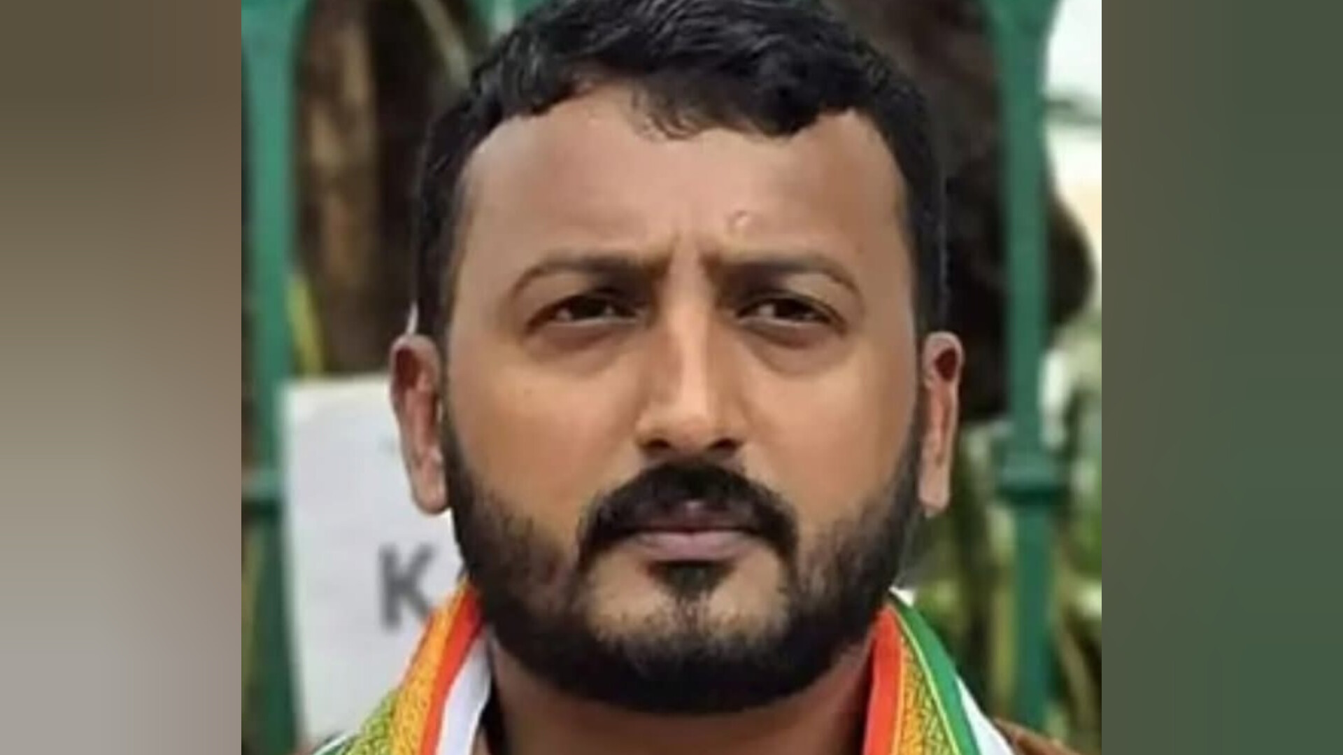 Read more about the article പാലക്കാട് എംഎൽഎ രാഹുൽ മാങ്കൂട്ടത്തിലിനെതിരെ ലൈംഗിക പീഡന കേസ്; ജാമ്യമില്ലാ വകുപ്പുകൾ പ്രകാരം പൊലീസ് നടപടി