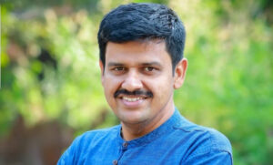 Read more about the article അതിജീവിതയെ സാമൂഹ്യമാധ്യമങ്ങളിലൂടെ അപമാനിച്ചെന്ന കേസിൽ സന്ദീപ് വാര്യർ മുൻകൂർ ജാമ്യത്തിനായി കോടതിയെ സമീപിച്ചു