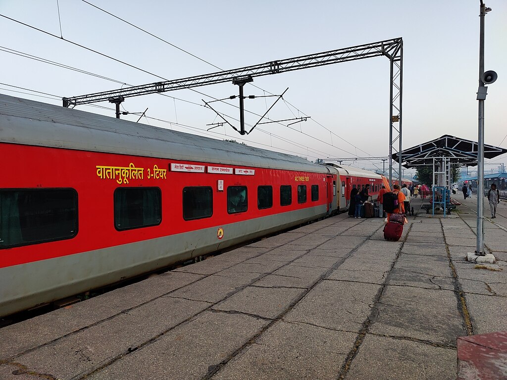 Read more about the article മംഗളൂരുവിനും ചെന്നൈയ്ക്കുമിടയിൽ ഫെസ്റ്റിവൽ സ്‌പെഷ്യൽ ട്രെയിനുകൾ പ്രഖ്യാപിച്ചു