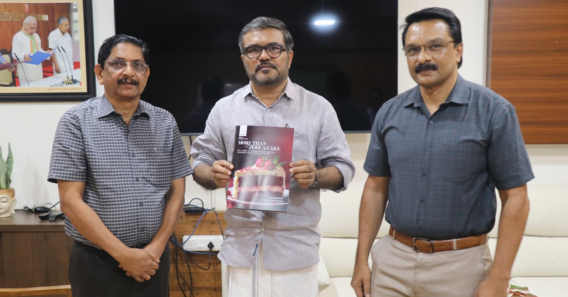 Read more about the article ഈ ക്രിസ്മസും പുതുവര്‍ഷവും കുടുംബശ്രീ കേക്കുകൾ രുചി ആഘോഷമാക്കാം