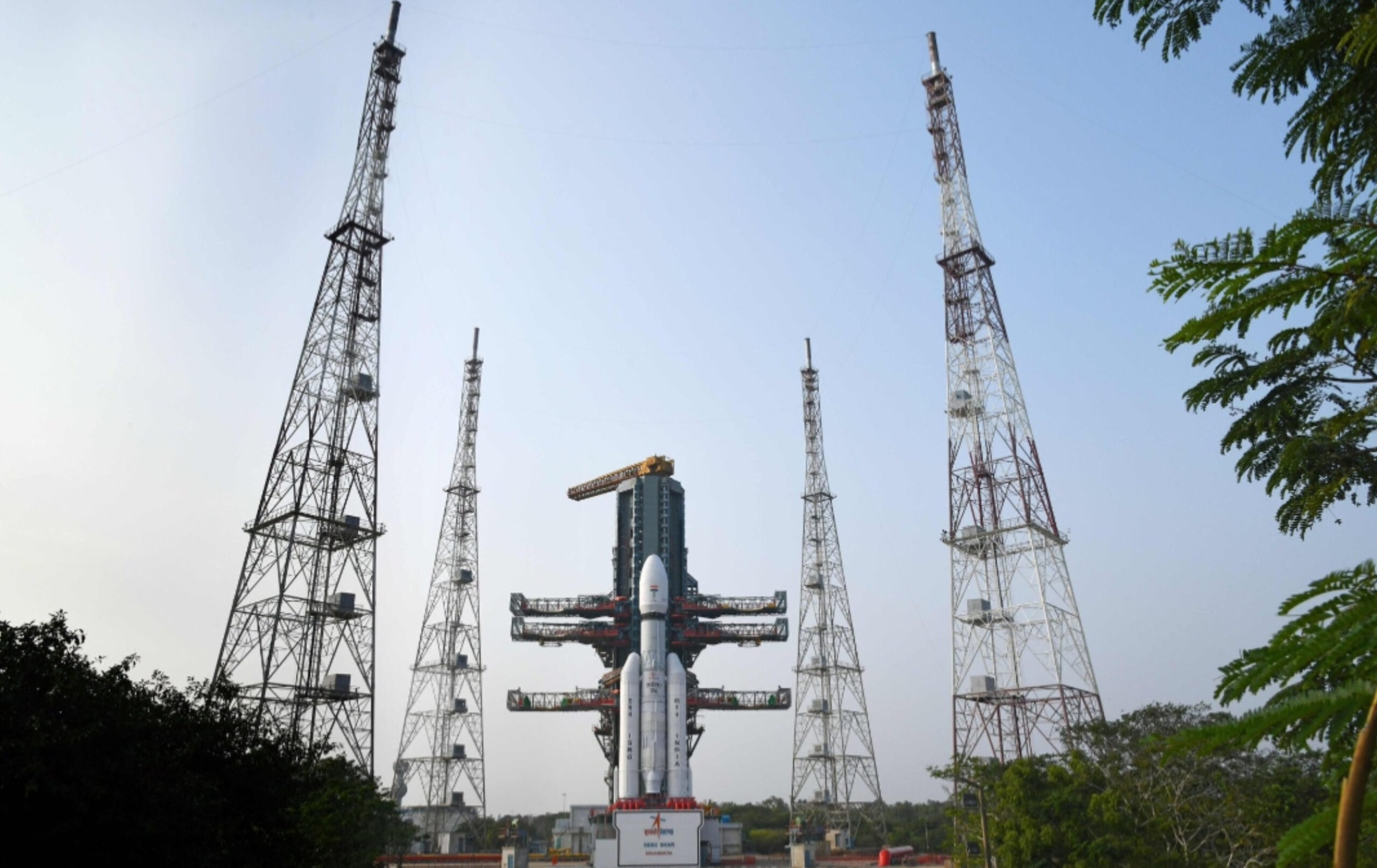 Read more about the article ഐഎസ്ആർഒയുടെ എൽവിഎം3-എം6 നാളെ എഎസ്ടി സ്പേസ് മൊബൈൽ ബ്ലൂബേർഡ് ബ്ലോക്ക്-2 ഉപഗ്രഹം വിക്ഷേപിക്കും