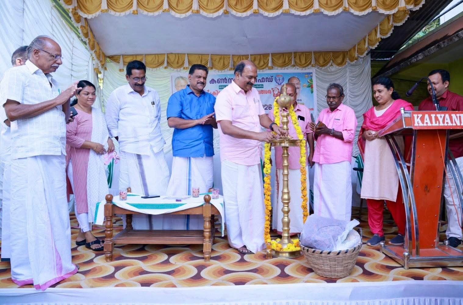 You are currently viewing ഉത്സവകാലത്ത് വിലനിയന്ത്രണം: കൺസ്യൂമർഫെഡും പൊതുവിതരണ വകുപ്പും പദ്ധതികളുമായി – മന്ത്രി കെ. എൻ. ബാലഗോപാൽ