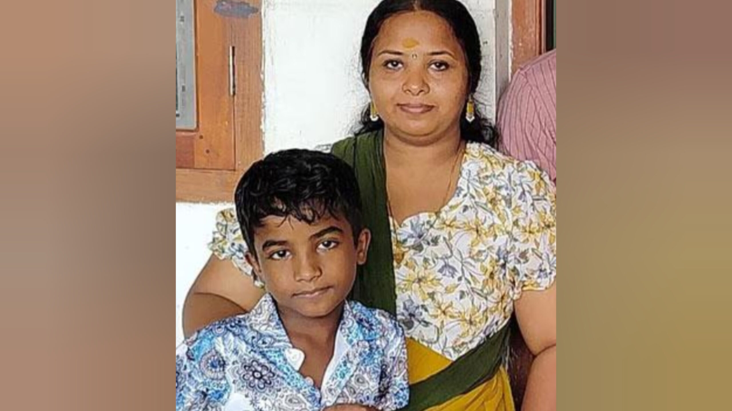 Read more about the article മട്ടന്നൂരിൽ സ്‌കൂട്ടിയും കാറും കൂട്ടിയിടിച്ച് അമ്മയും മകനും മരിച്ചു