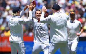 Read more about the article എം.സി.ജിയിൽ ബോക്സിങ് ഡേ ജയം; 15 വർഷത്തെ കാത്തിരിപ്പ് അവസാനിപ്പിച്ച് ഇംഗ്ലണ്ട്