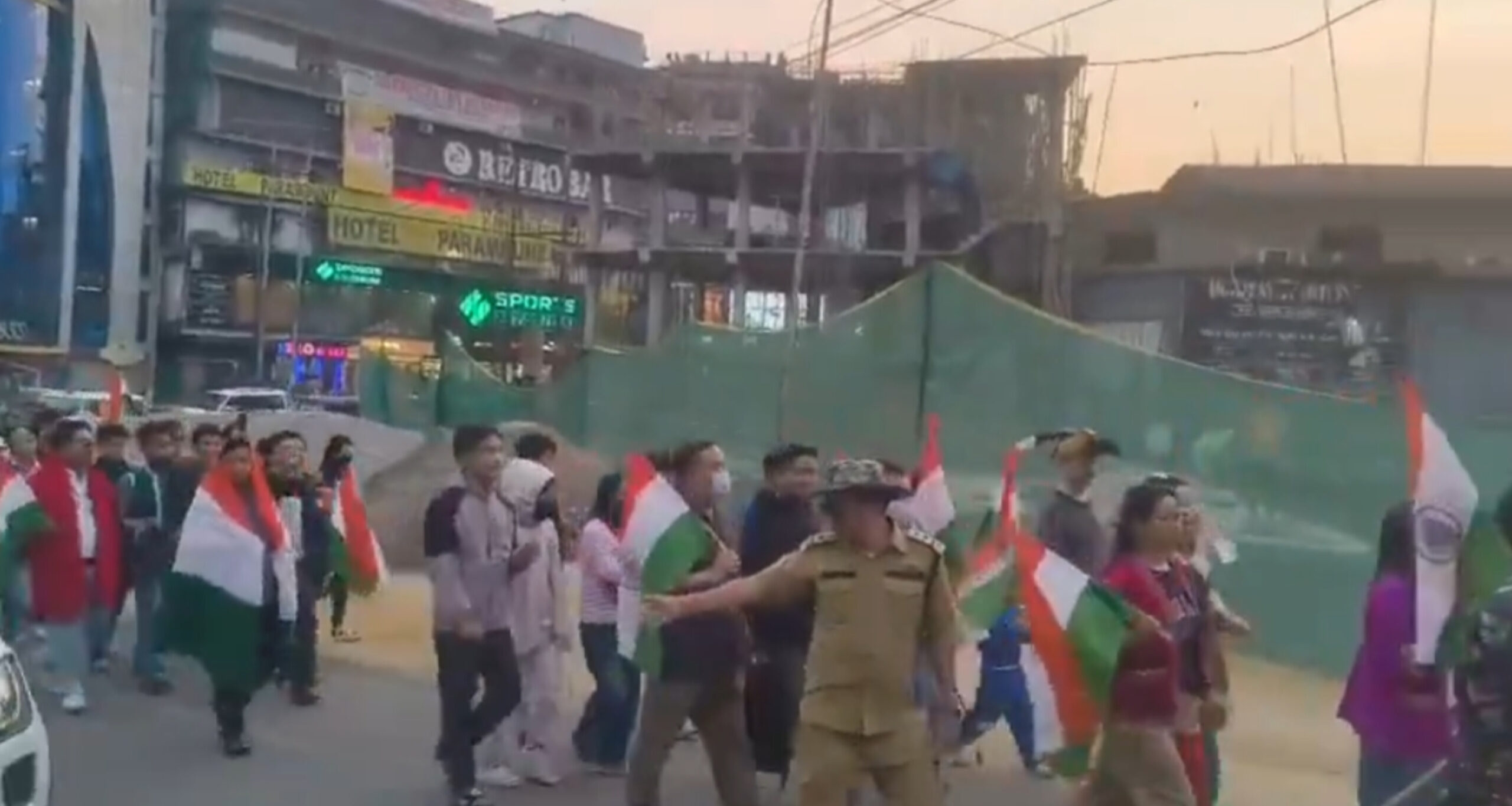 Read more about the article അരുണാചലിൽ ബംഗ്ലാദേശി കുടിയേറ്റത്തിനെതിരെ ആദിവാസി യുവജനങ്ങളുടെ റാലി