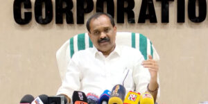 Read more about the article 100 അല്ല 1000 ബസിടാനും കോർപ്പറേഷനിന് സ്ഥലമുണ്ട്:ഗതാഗത വകുപ്പ് മന്ത്രിക്ക് മറുപടിയുമായി വി.വി രാജേഷ്