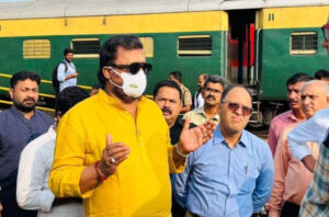 Read more about the article കൊല്ലം റെയിൽവേ സ്റ്റേഷൻ വികസനം: കേന്ദ്ര സഹമന്ത്രി സുരേഷ് ഗോപി പുരോഗതി വിലയിരുത്തി