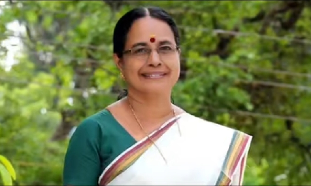 Read more about the article മുൻ സിപിഎം എംഎൽഎ ആയിഷ പോറ്റി കോൺഗ്രസിൽ ചേർന്നു