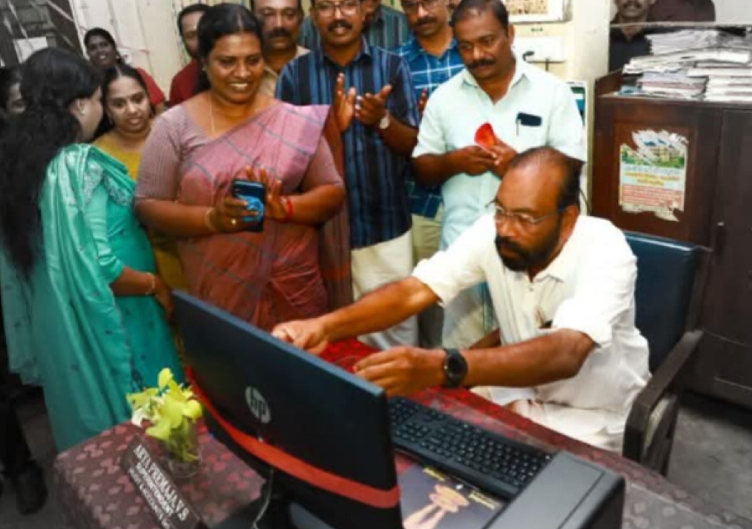 You are currently viewing നെയ്യാറ്റിൻകര യൂണിറ്റിൽ ഇ-ഓഫീസ് ഉദ്ഘാടനം ചെയ്തു