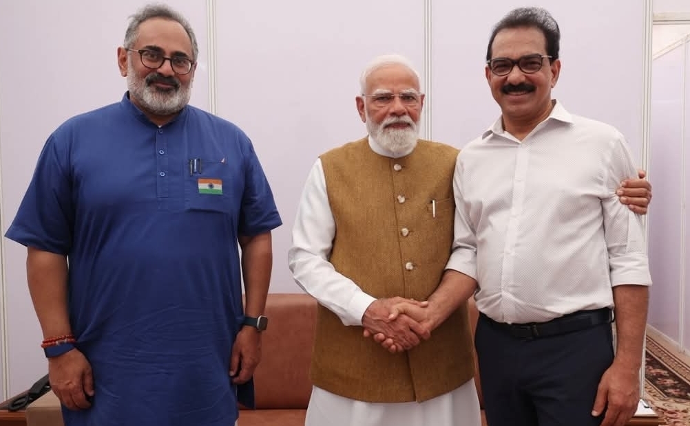 Read more about the article സാബു എം. ജേക്കബുമായി പ്രധാനമന്ത്രി നരേന്ദ്രമോദി തിരുവനന്തപുരത്ത് കൂടിക്കാഴ്ച നടത്തി.