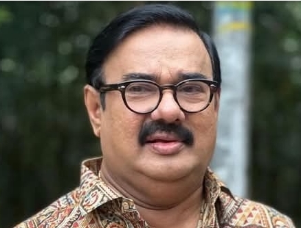 Read more about the article ബൈക്ക് യാത്രികരെ ഇടിച്ച ശേഷം കാർ നിർത്താതെ പോയ സംഭവം; നടൻ മണിയൻപിള്ള രാജുവിനെതിരെ അന്വേഷണം