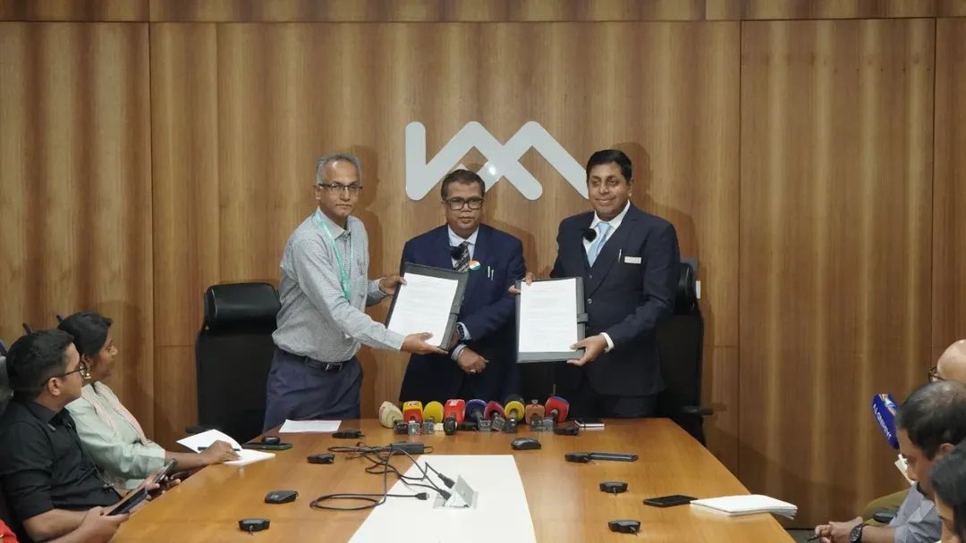 Read more about the article സുസ്ഥിര നഗര ഗതാഗതം: കൊച്ചി മെട്രോയും ഐഐഎസ്‌സിയും ധാരണാപത്രം ഒപ്പുവച്ചു
