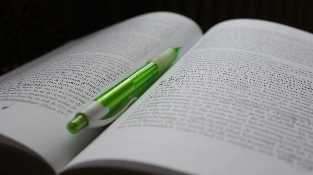 You are currently viewing പ്ലസ് വൺ പാഠപുസ്തകങ്ങൾ 15 വർഷത്തിന് ശേഷം സമഗ്രമായി പരിഷ്കരിച്ചു