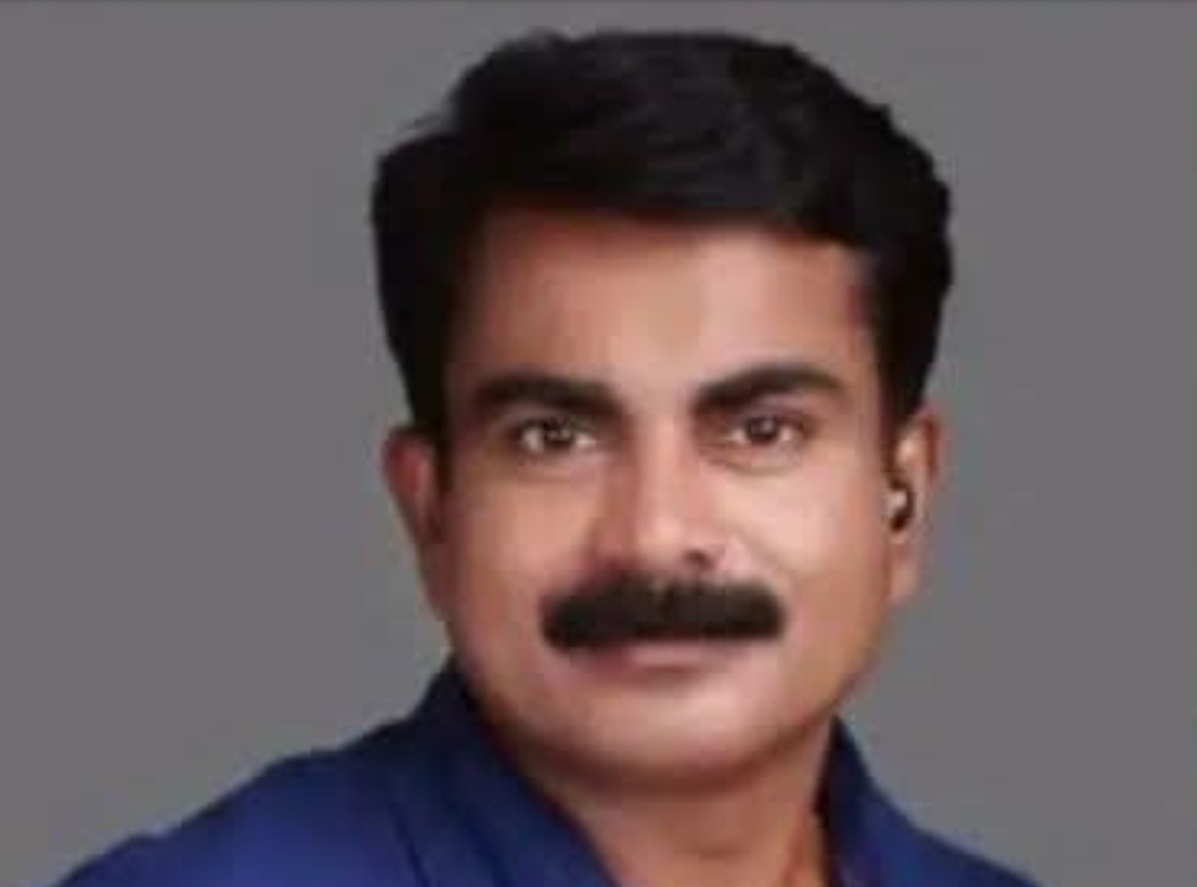 You are currently viewing 16 കാരിക്ക് പീഡനം: ഇൻഫ്ലുവൻസർ ഫിലിപ്പ് മമ്പാട് പിടിയിൽ