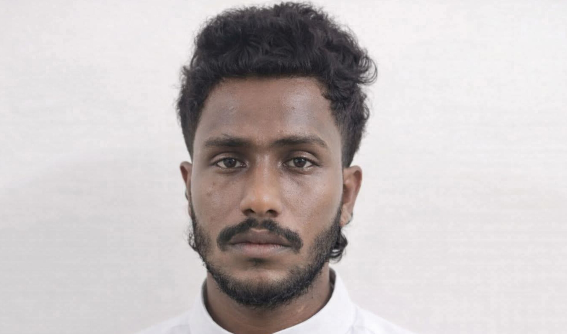 Read more about the article വന്ദേഭാരതിന് നേരെ കല്ലേറ്; കണ്ണൂരിൽ യുവാവ് പിടിയിൽ