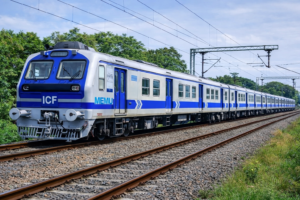 Read more about the article പാലക്കാട് – എറണാകുളം മെമു ട്രെയിനിന് കൂടുതൽ കോച്ചുകൾ: സർവീസ് 8 കോച്ചുകളിൽ നിന്ന് 12 കോച്ചുകളാക്കി ഉയർത്തുന്നു.