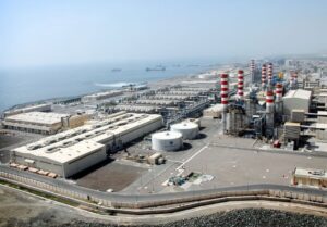 Read more about the article തകർന്ന ഡ്രോണിന്റെ അവശിഷ്ടങ്ങൾ വീണതിനെ തുടർന്ന് ഫുജൈറ ഓയിൽ ഇൻഡസ്ട്രി സോണിൽ തീപിടിത്തം