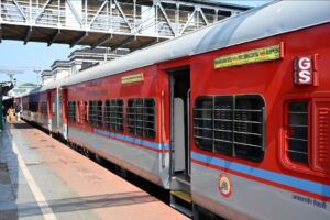 Read more about the article ചെന്നൈ–തിരുവനന്തപുരം സൂപ്പർഫാസ്റ്റ് എക്സ്പ്രസിന് എൽഎച്ച്ബി കോച്ചുകൾ