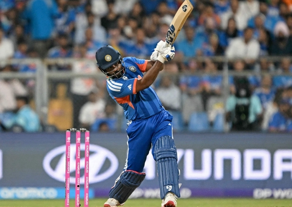 Read more about the article ഇംഗ്ലണ്ടിനെതിരെ  ഐസിസി ടി20 ലോകകപ്പ് സെമിഫൈനലിൽ ഇന്ത്യ 20 ഓവറിൽ 253/7 എന്ന സ്കോർ  നേടി.