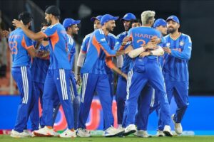 Read more about the article ഇന്ത്യയ്ക്ക് മൂന്നാം ടി20 ലോകകപ്പ് കിരീടം; ന്യൂസിലാൻഡിനെ 96 റൺസിന് തോൽപ്പിച്ച് ചരിത്രം സൃഷ്ടിച്ചു