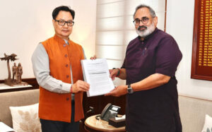 Read more about the article ക്രൈസ്തവർക്കു അതിന്യൂനപക്ഷ പദവി നൽകുന്നതിൽ കേന്ദ്രത്തിന് അനുകൂല നിലപാട്: രാജീവ് ചന്ദ്രശേഖർ