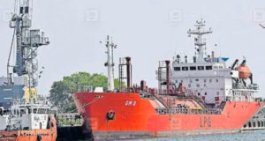Read more about the article ഇന്ധനം തീർന്നു കുടുങ്ങിയ മംഗോളിയൻ ചരക്കുകപ്പൽ കൊല്ലം തീരത്തെത്തിച്ചു