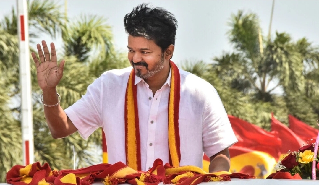 You are currently viewing 2026 തമിഴ്നാട് നിയമസഭ തിരഞ്ഞെടുപ്പ്: ആദ്യ സ്ഥാനാർത്ഥി പട്ടിക പുറത്തിറക്കി ടിവികെ; വിജയ് രണ്ട് മണ്ഡലങ്ങളിൽ മത്സരിക്കും