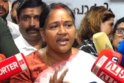 You are currently viewing പാലക്കാട്  ബിജെപിയുടെ വിജയത്തെ ഭയന്ന് സൃഷ്ടിച്ച നാടകമെന്ന് ശോഭാ സുരേന്ദ്രൻ