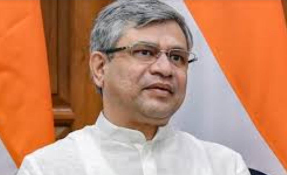 Read more about the article പുതിയതായി പുറത്തിറങ്ങുന്ന ടിവി സെറ്റുകളിൽ ഇൻ-ബിൽറ്റ് സാറ്റലൈറ്റ് ട്യൂണറുകൾ നിർബന്ധമാക്കാനുള്ള നടപടികൾ ആരംഭിച്ചതായി കേന്ദ്ര വാർത്താ പ്രക്ഷേപണ മന്ത്രി  അശ്വതി  വൈഷ്ണവ്