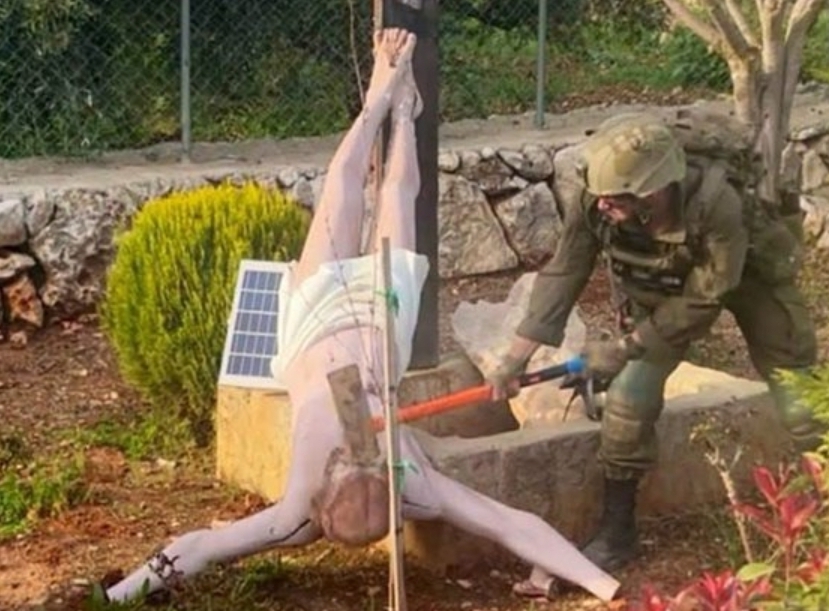 Read more about the article ദക്ഷിണ ലെബനനിൽ യേശുവിന്റെ പ്രതിമ തകർത്ത സംഭവം:  ഇസ്രായേൽ വിദേശകാര്യമന്ത്രി  ക്ഷമാപണം നടത്തി