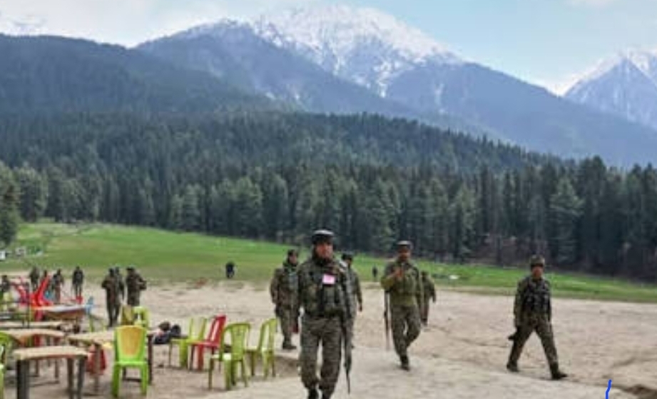 Read more about the article പഹൽഗാം ഭീകരാക്രമണത്തിന് ഇന്ന് ഒരു വർഷം: രാജ്യം അനുസ്മരണത്തിൽ