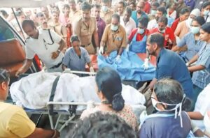 Read more about the article മുണ്ടത്തിക്കോട് സ്ഫോടനം: മരിച്ചവരുടെ കുടുംബങ്ങൾക്ക് 14 ലക്ഷം രൂപ വീതം ധനസഹായം പ്രഖ്യാപിച്ചു