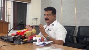 Read more about the article ബേപ്പൂരിൽ തോറ്റാൽ തലമുണ്ഡനം: വെല്ലുവിളിയുമായി  പി വി അൻവർ