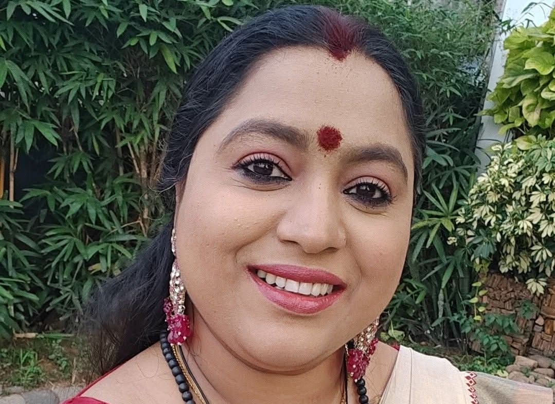 You are currently viewing അച്ചൻമാരുടെ അരമനയുടെ തിണ്ണനിരങ്ങാൻ ബിജെപി നേതാക്കൾ പോകരുത്;എത്ര പിന്തുണച്ചാലും അവർ വോട്ട് ചെയ്യില്ല: നടി ലക്ഷ്മി പ്രിയ