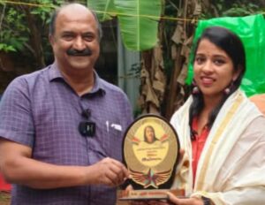 Read more about the article കൊട്ടാരക്കര സ്വദേശിനി വി.എസ്. വീണയ്ക്ക്   കെ എൻ ബാലഗോപാലിൻറെ ആദരവ്