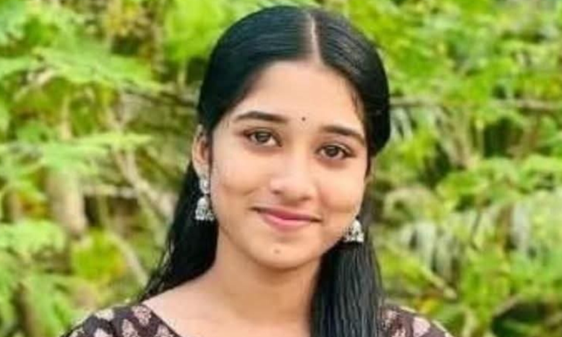 Read more about the article മൈസൂരിലെ വാഹനാപകടത്തിൽ തൃശൂർ സ്വദേശിനിയായ നഴ്സിംഗ് വിദ്യാർഥിനി മരിച്ചു